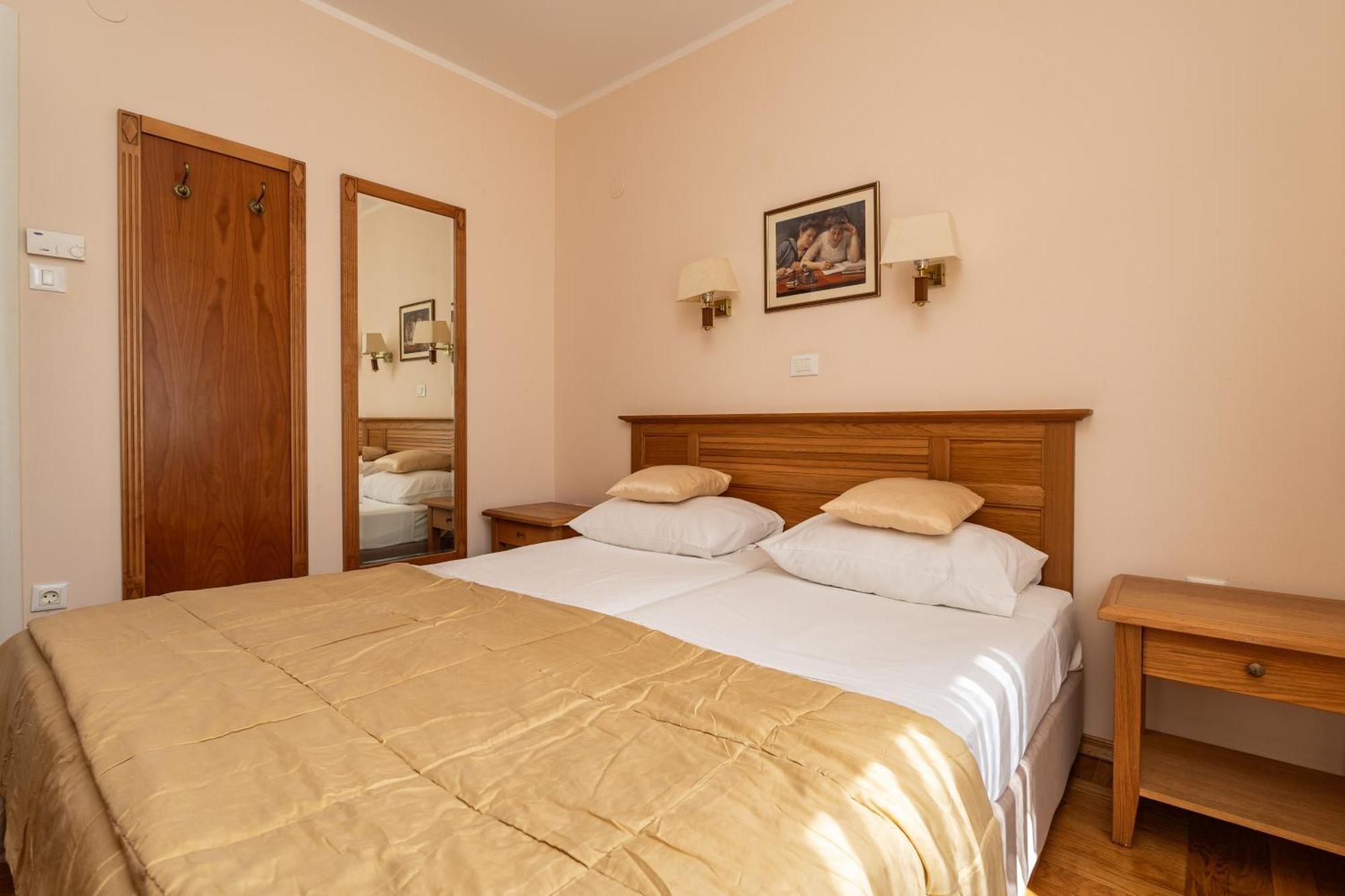 Alegria Apartment *