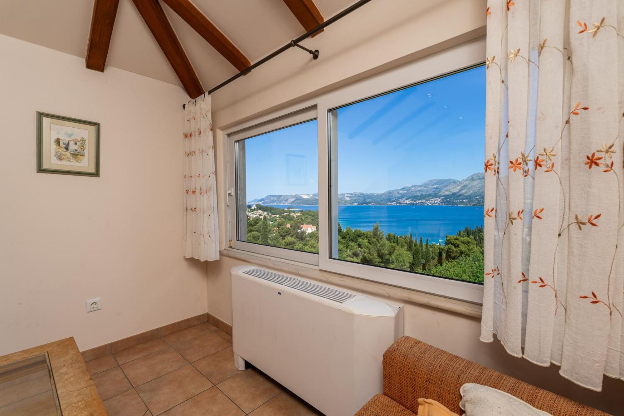 Alegria Apartment