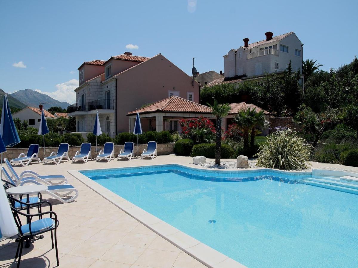 Alegria Apartment